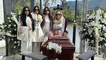 Jessica Cediel se pronunció sobre las críticas que recibió por las publicaciones en redes en el funeral de su papá y reveló hace cuánto no tiene relaciones íntimas