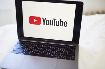 YouTube es una de las plataformas más usadas en este país. (Bloomberg/Gabby Jones)