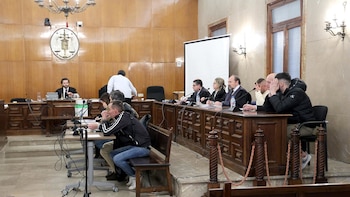 Familiares del apuñalado en el