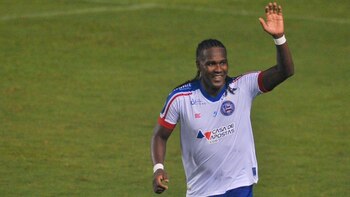 VIDEO: Hugo Rodallega verdoppelt sich