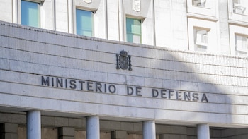 Personal civil del Ministerio de Defensa se moviliza mañana en toda España para pedir una subida salarial de 300 euros
