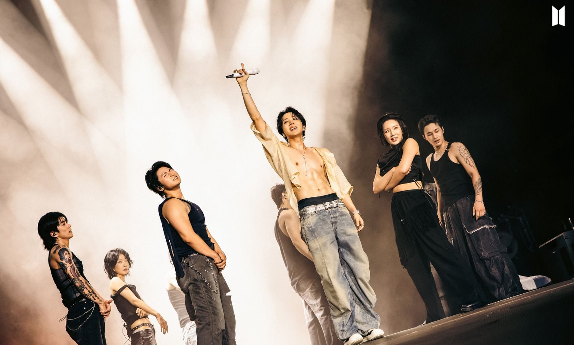 La inminente llegada de BTS a Lima intensificó la emoción de los fans y obligó al fandom organizado a reforzar acciones contra el fraude. (Facebook)