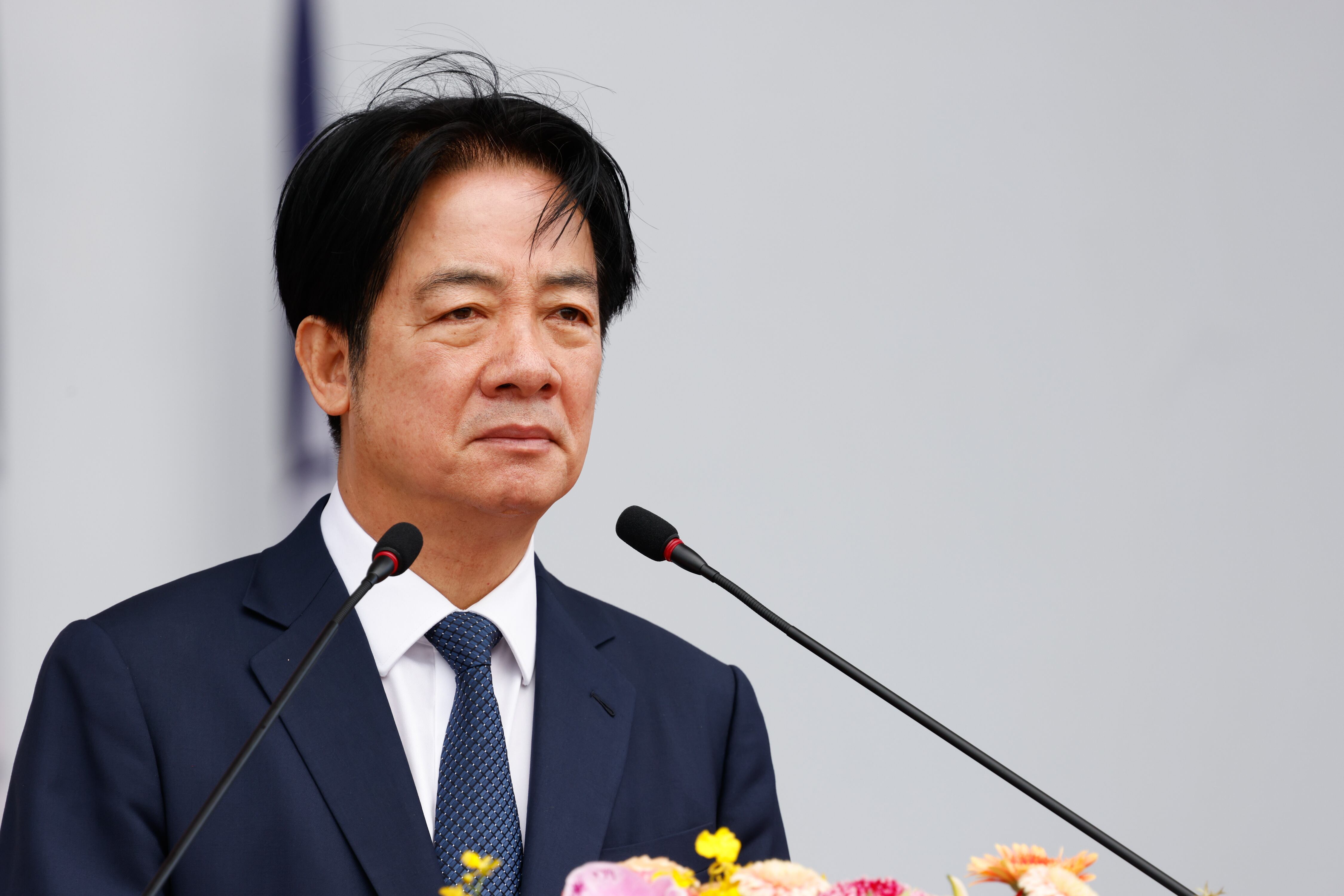 “Pido a todos que eviten las zonas peligrosas, como montañas o costas, y que tomen con antelación las medidas de prevención necesarias”, expresó el presidente William Lai en un mensaje publicado en su cuenta oficial de Facebook