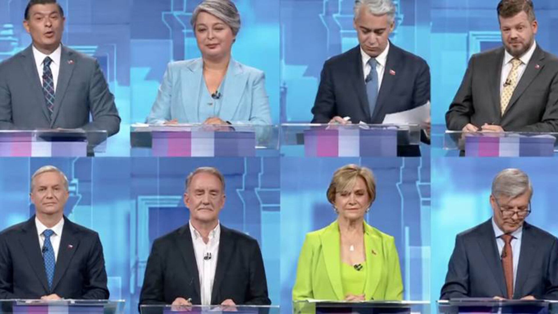Los candidatos a la Presidencia de Chile durante el debate presidencial antes de los comicios