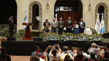 El Gobierno de Guatemala presenta un mecanismo estatal para buscar a los desaparecidos del conflicto armado