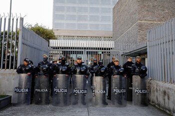 Ecuador: un nuevo enfrentamiento entre bandas dejó al menos 8 muertos y cinco heridos. (FOTO: REUTERS/Karen Toro)