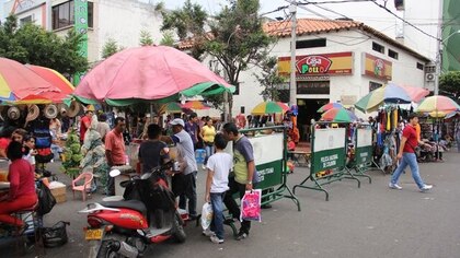 El empleo informal disminuyó en las principales ciudades colombianas, según el Dane