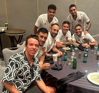 Rigoberto Urán compartió con jugadores