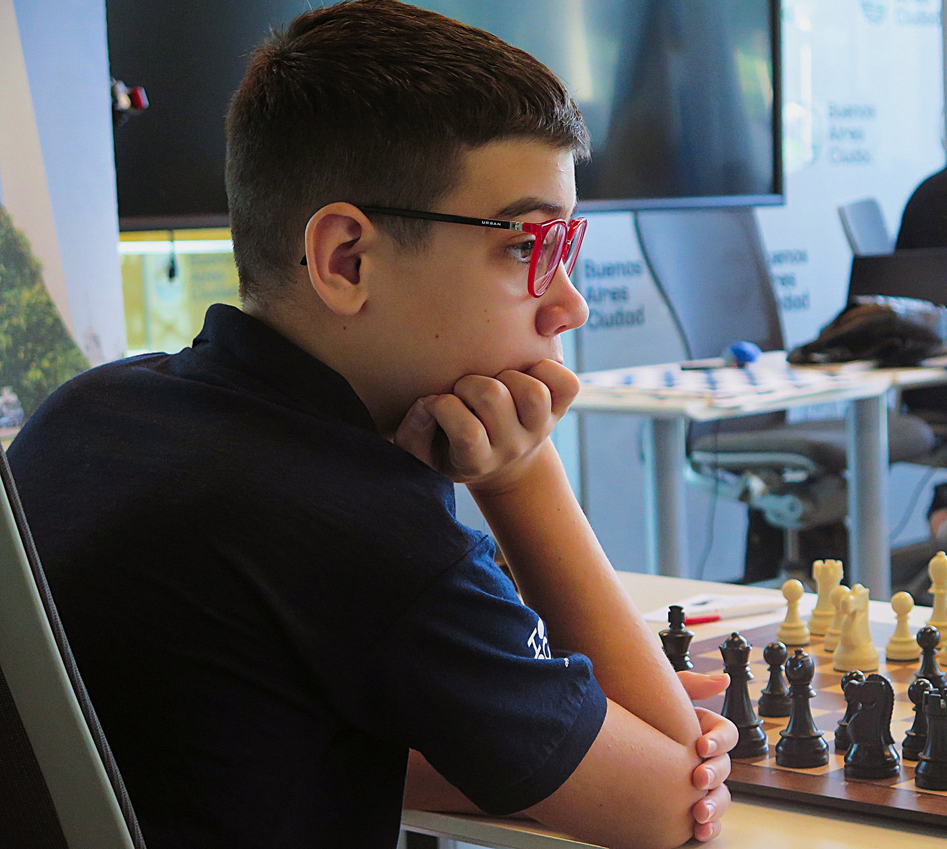 Faustino Oro, de 12 años, no pudo mantener su racha triunfal en Países Bajos