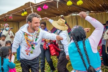 La Qhashwa de Capachica es un referente del ciclo ritual y social andino, esencial para la memoria colectiva en la península del lago Titicaca. (Andy Parant/REUTERS)