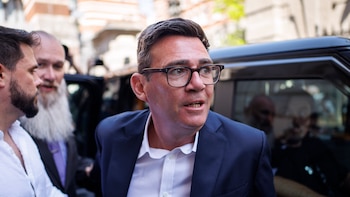 Puede que a Andy Burnham le resulte difícil seguir los pasos de Sir Keir Starmer