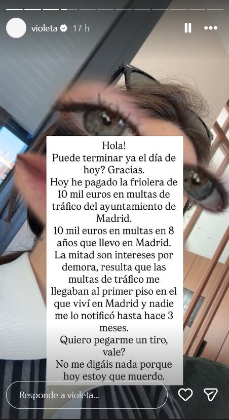 Violeta Mangriñán cuenta la cantidad de dinero que ha tenido que pagar por las multas de tráfico (Instagram / @violeta)