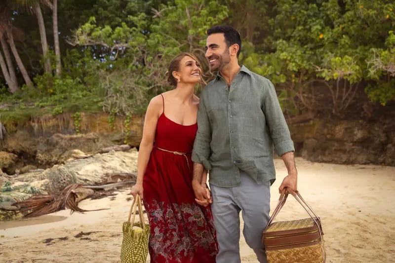 Jennifer Lopez no se mostró sorprendida por ser vinculada románticamente con Brett Goldstein. (Captura de video)
