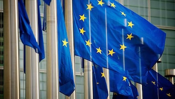 Una treintena de ONG pide a Bruselas un impuesto a las energéticas por la guerra en Oriente Próximo