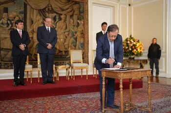 Gustavo Petro durante la posesión