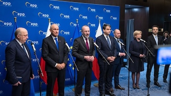 Socialistas y liberales en el