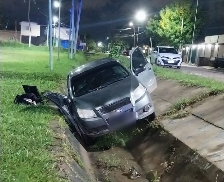El auto en el que intentó darse a la fuga el detenido