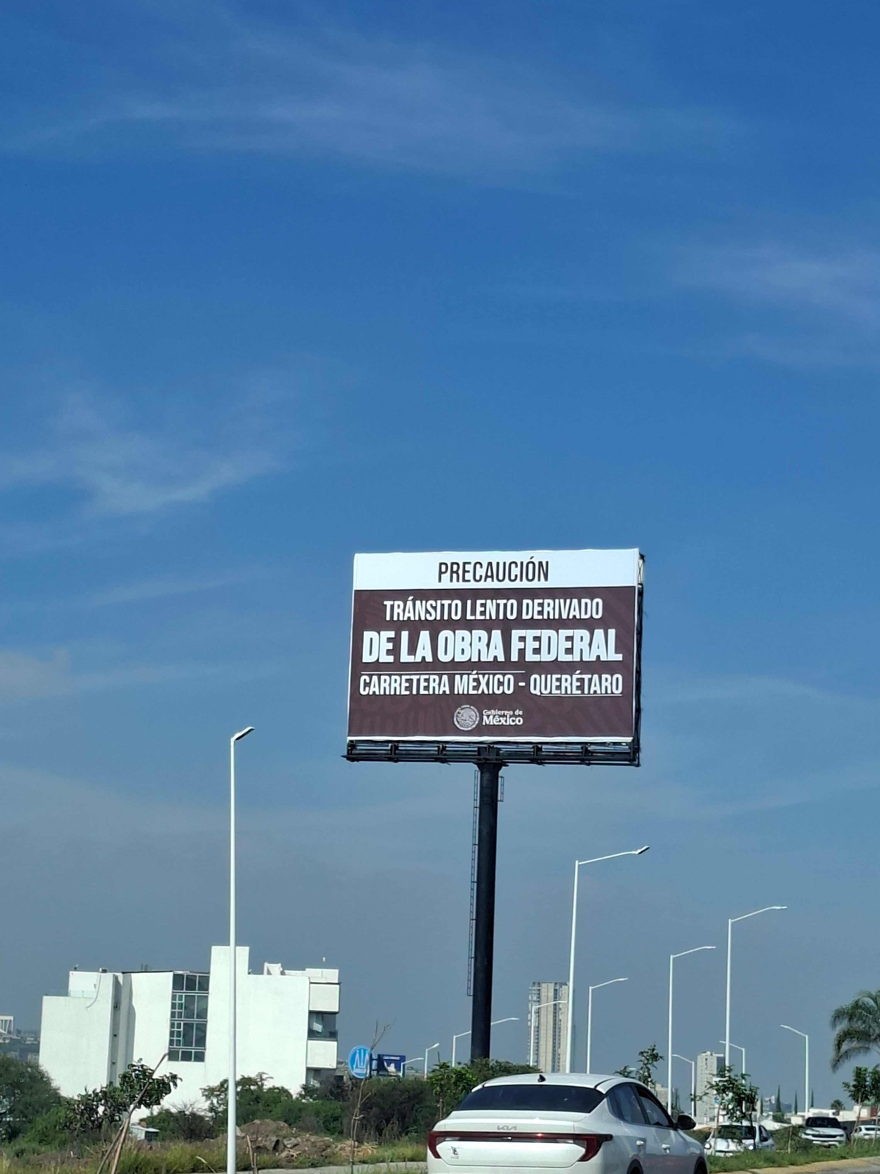 Santiago Nieto presenta denuncia ante el IMPI