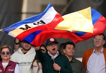 Gustavo Petro - M-19