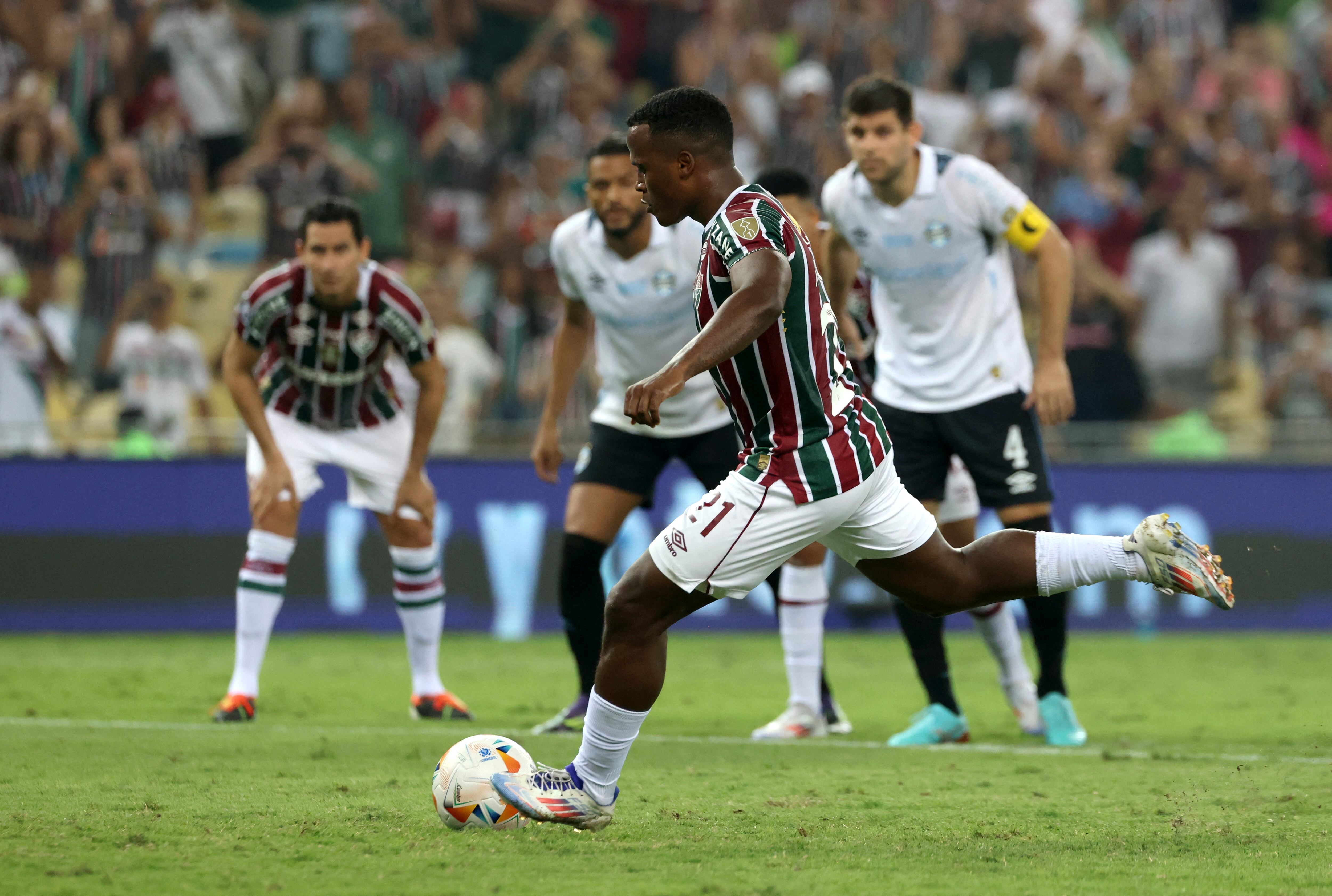 Jhon Arias abrió el camino para Fluminense en la clasificación del conjunto de Río - crédito Sergio Moraes / REUTERS