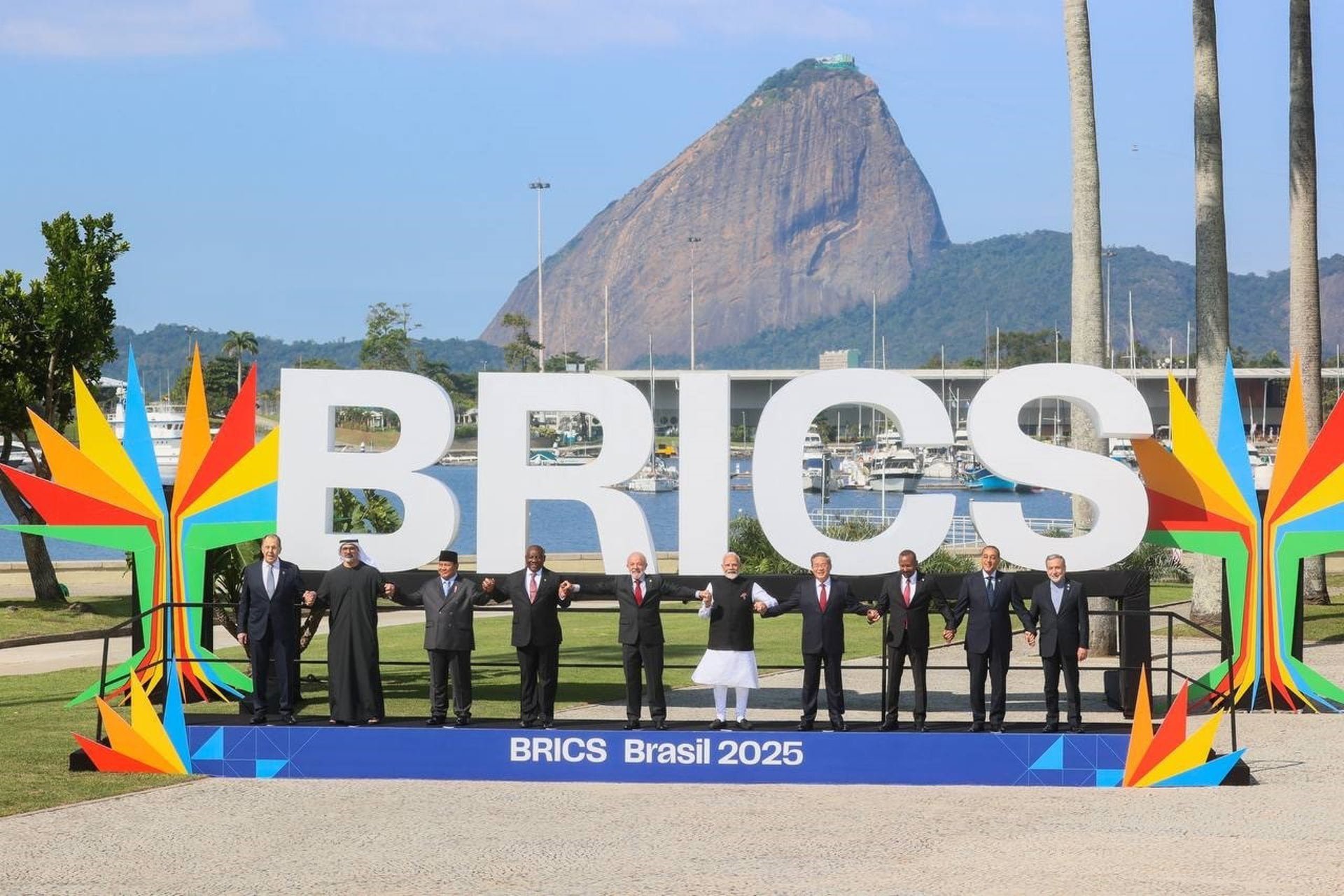 Imagen de los mandatarios en la última reunión de los BRICS llevada a cabo en Brasil.