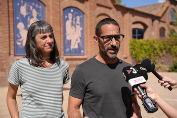12/09/2026 El secretario general de la CUP, Non Casadevall, junto a la portavoz del partido, Su Moreno.
El secretario general de la CUP, Non Casadevall, ha calificado como imperdonable e "injustificable" la actuación de los Mossos d'Esquadra ante la manifestación de antifascistas convocada este viernes contra una movilización de Núcleo Nacional en Barcelona, coincidiendo con la Diada.
POLITICA
CUP