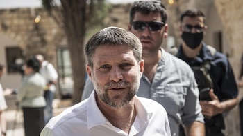Smotrich pide expulsar al embajador británico por el cambio de postura de Londres sobre Israel