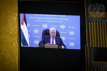 24/09/2026 ONU.- Abbas denuncia la inacción de la comunidad internacional y se pregunta "a qué espera" para ayudar a los palestinos.
El presidente de la Autoridad Palestina, Mahmud Abbas, se ha dirigido este jueves por videoconferencia a la Asamblea General de la ONU por un año más, debido a las restricciones de Estados Unidos, y ha denunciado el "plan colonial maligno" que Israel ejecuta con la connivencia de la comunidad internacional. "¿A qué está esperando para proteger al pueblo palestino?", se ha preguntado.
POLITICA
ONU