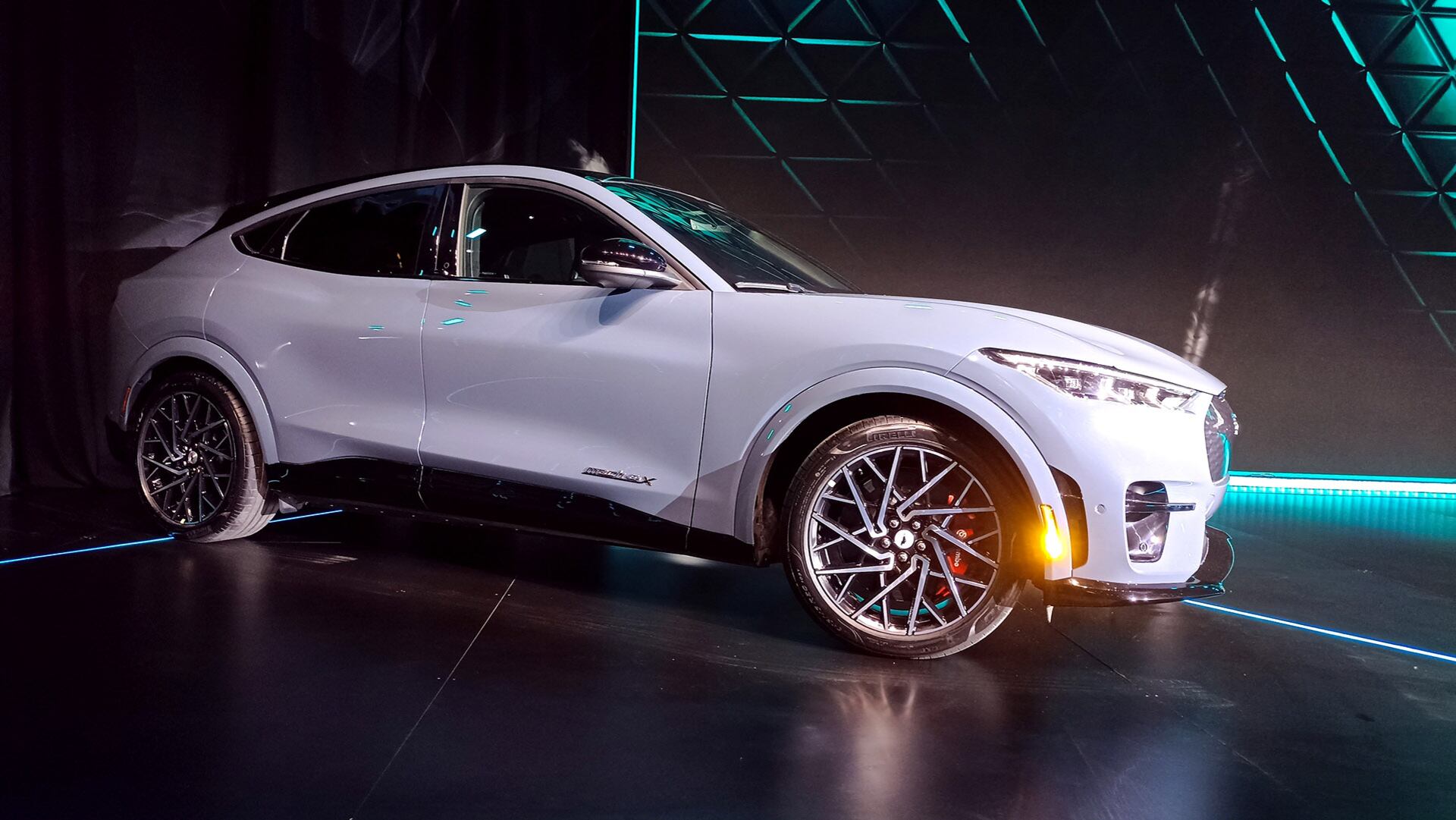 El Ford Mustang Mach-E es el auto de alto rendimiento eléctrico más accesible del mercado