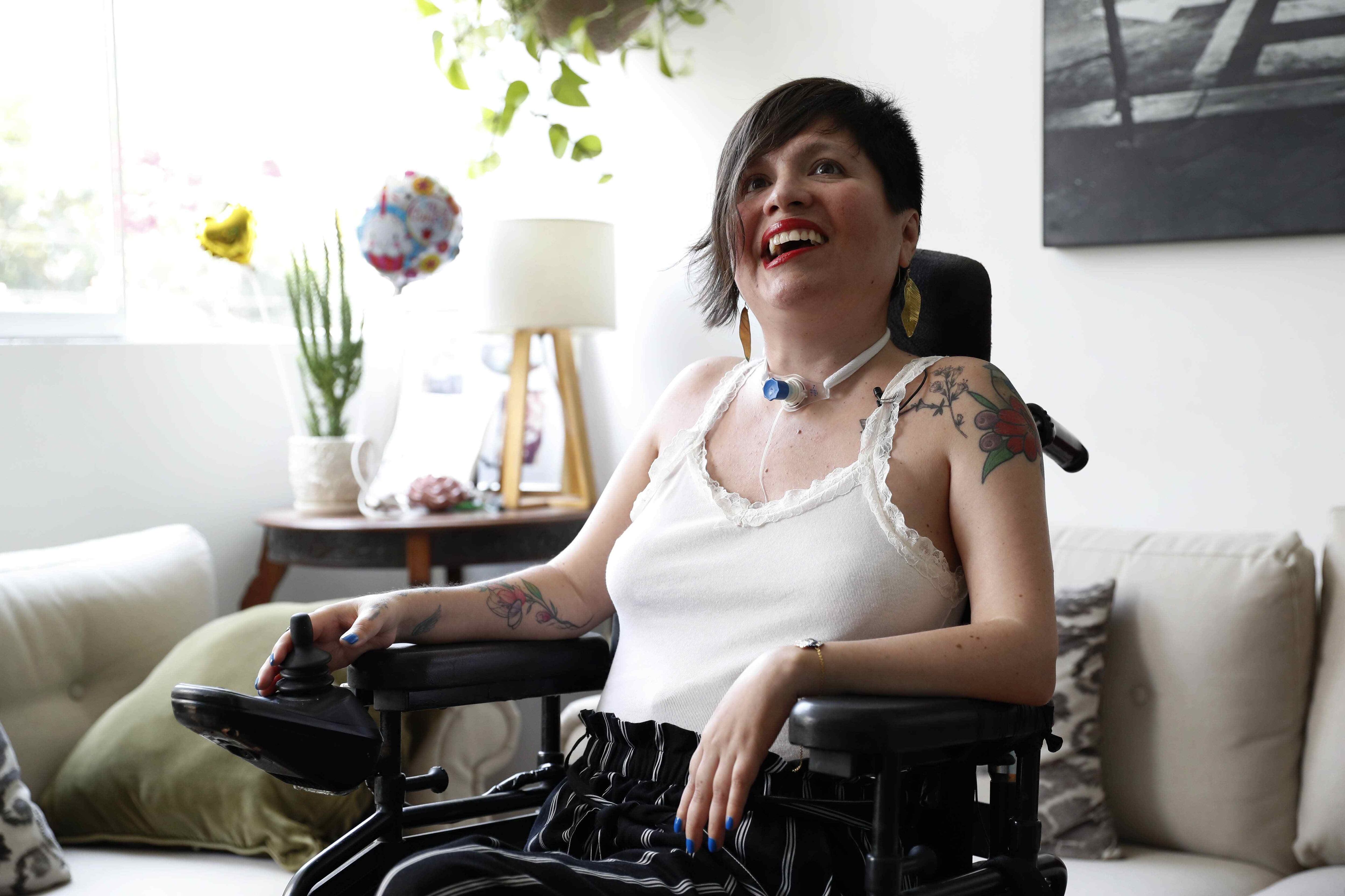 Fotografía de archivo de Ana Estrada durante una entrevista en Lima (Perú). EFE/ Paolo Aguilar
