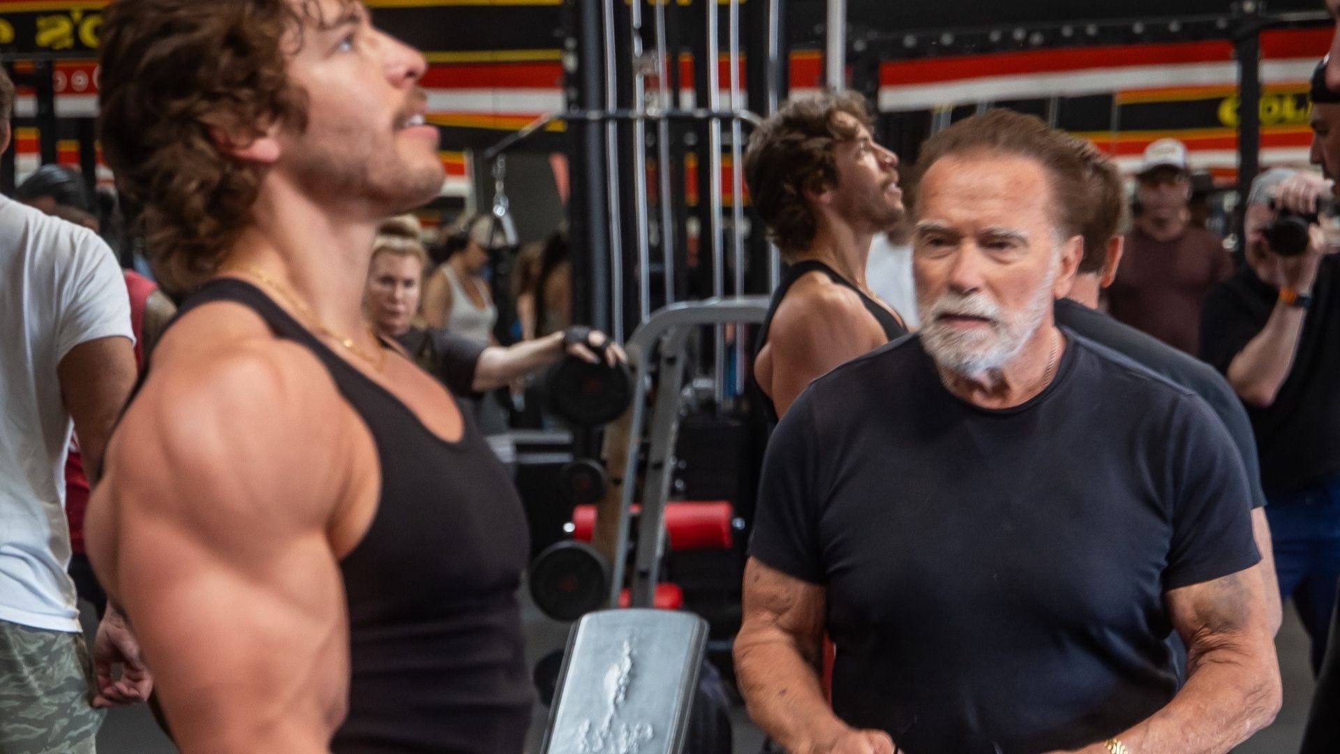 Joseph Baena ha mostrado su evolución física en redes sociales, donde entrena bajo la mirada de Arnold Schwarzenegger. (Créditos: TikTok/JoeBaena)