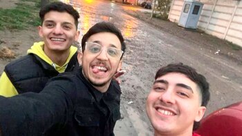 Dos hermanos de 20 y