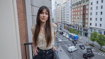 Nikki García, la voz de Google Maps, estrena disco en solitario: “El arte va de ofrecer un refugio a quien lo necesite”