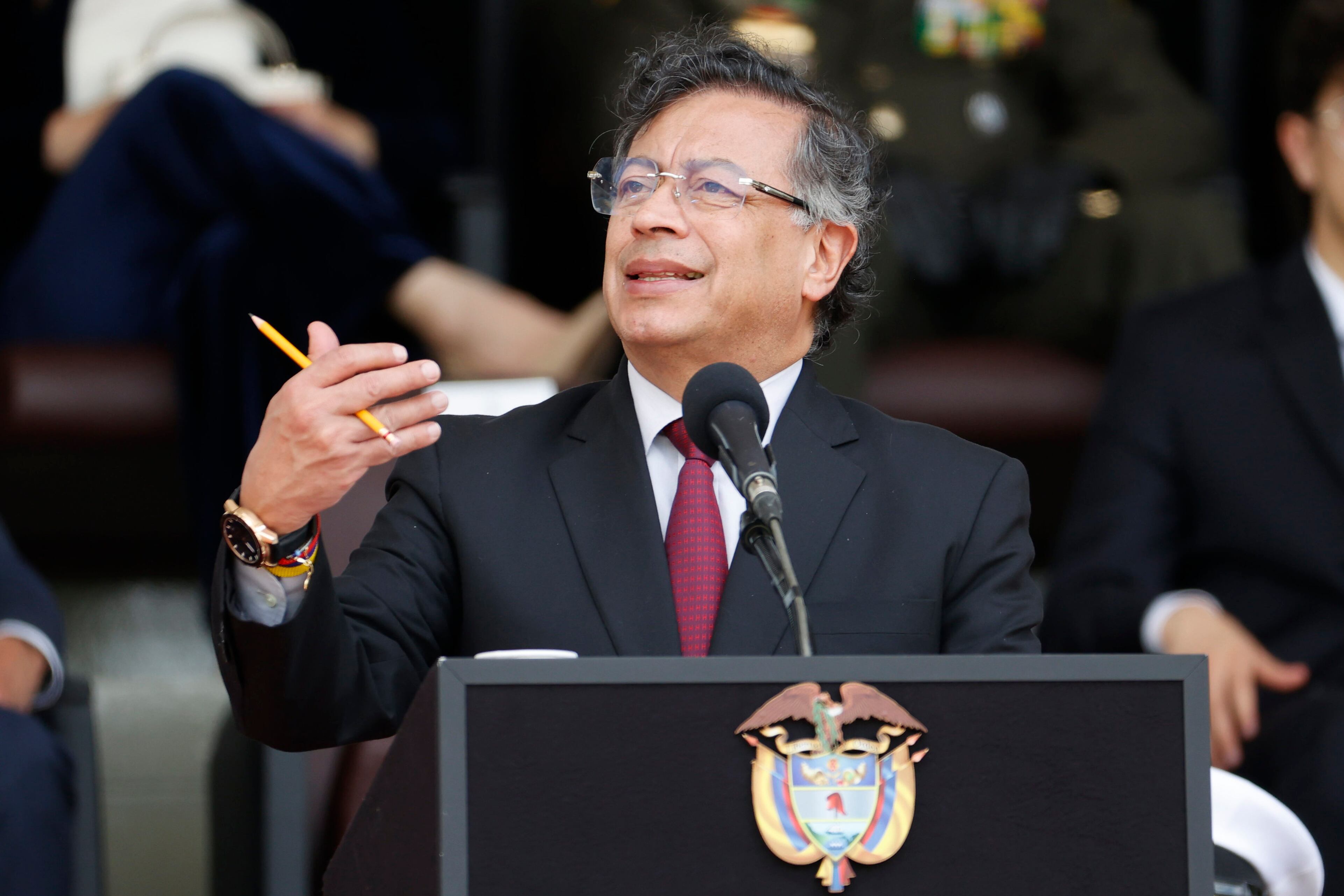 El presidente Gustavo Petro anunció la creación de la Zona de Ubicación Temporal (ZUT) en Tibú como un primer paso para avanzar en la pacificación del Catatumbo - crédito Mauricio Dueñas/EFE