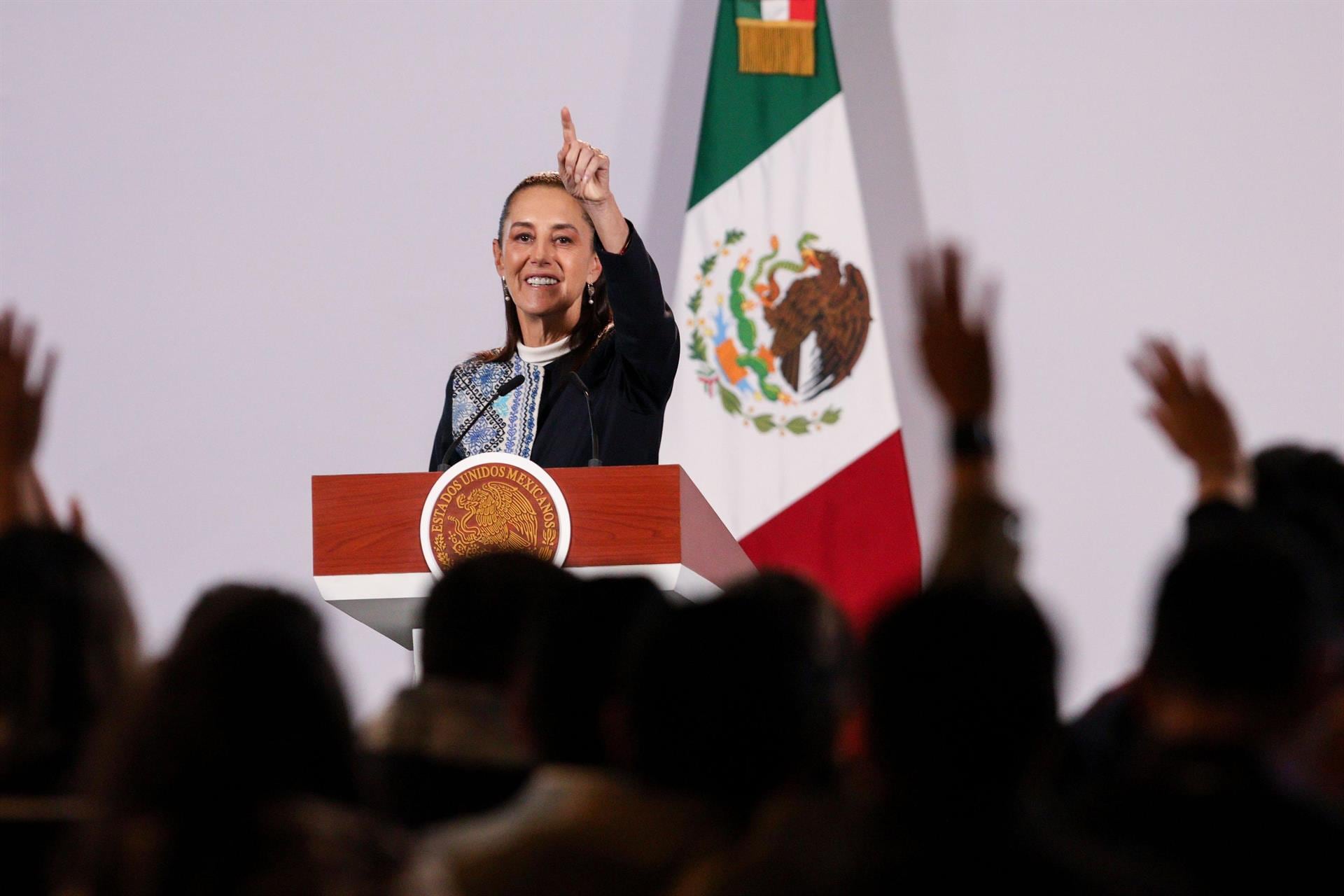 Sheinbaum convertirá "el monumento a la corrupción" de un exjefe de la Policía de México en una universidad