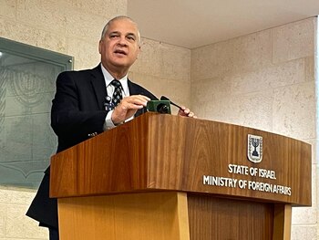 Mattanya Cohen, director para América