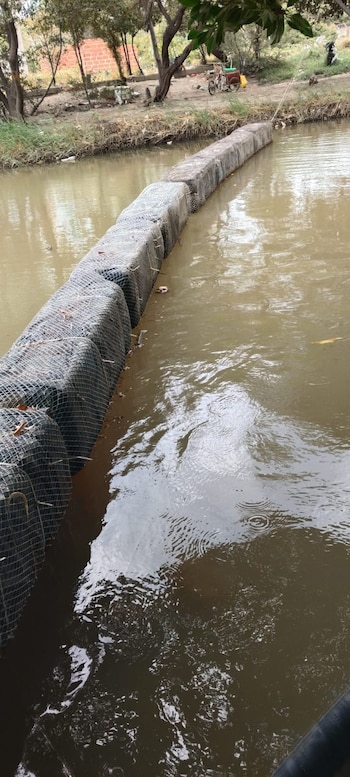 El derecho de petición resalta las obligaciones jurídicas de la Alcaldía de Santa Marta, la Secretaría de Gobierno y la Oficina Distrital de Gestión del Riesgo en la protección ambiental y la atención de emergencias.