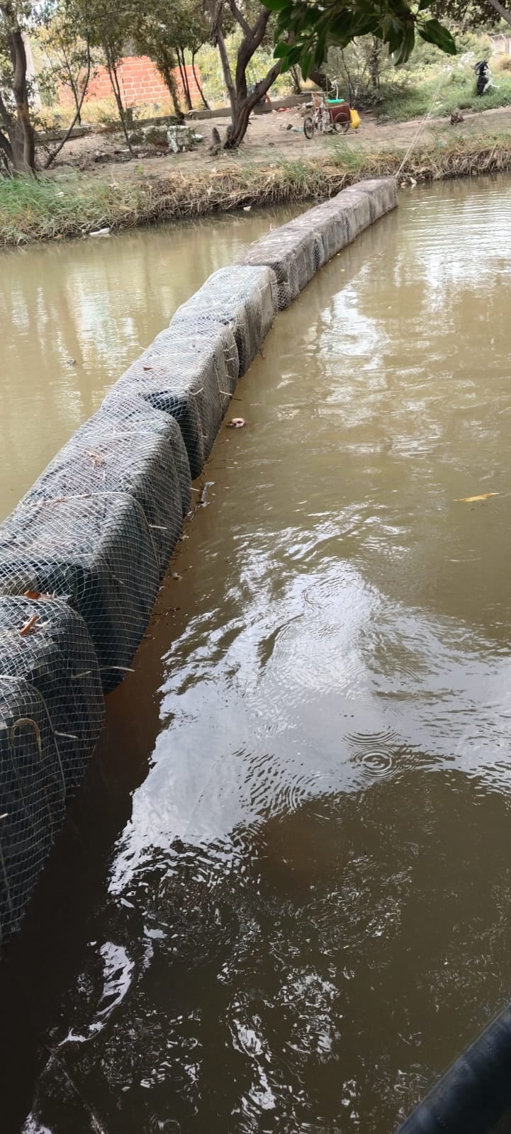 El derecho de petición resalta las obligaciones jurídicas de la Alcaldía de Santa Marta, la Secretaría de Gobierno y la Oficina Distrital de Gestión del Riesgo en la protección ambiental y la atención de emergencias.