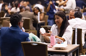 Más de 270 exportadores y