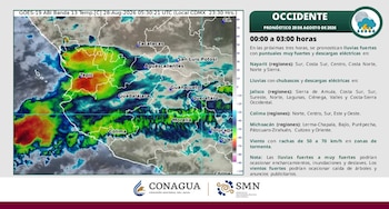 Mapa satelital del occidente de México junto a un reporte de la Comisión Nacional del Agua con pronósticos de lluvias para varios estados