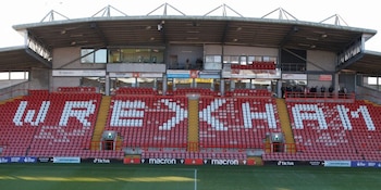 La nueva grada Kop tendrá capacidad para 7.750 personas y reemplazará la estructura demolida en 2023, impulsando la modernización del estadio (REUTERS)