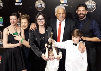 La periodista celebró junto a