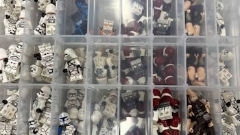 Arrestan a un hombre por fraude con sets de LEGO en California: reemplazaba piezas por fideos y reclamaba reembolsos