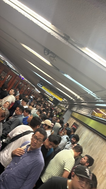 Esperas de 25 minutos en la Línea 3 del Metro de la CDMX. (X/ @juthsha)