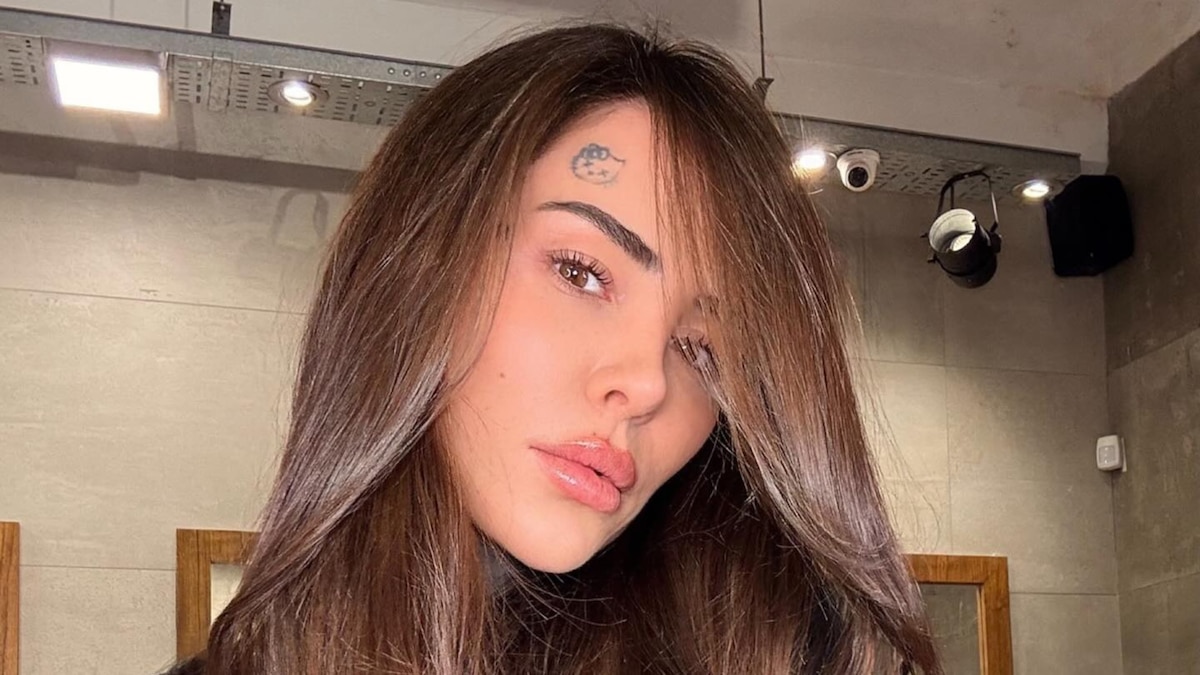 Imagen de la noticia: Cande Tinelli mostró su nuevo cambio de look y bromeó con el resultado: “Dos mechas”