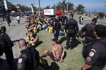 Hinchas de Peñarol detenidos por