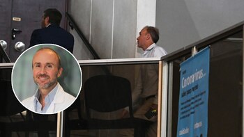 Colin Campbell ingresnado a la