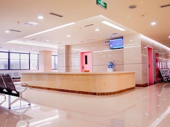 La iniciativa busca eliminar cláusulas que perjudiquen la economía de los pacientes de hospitales privados