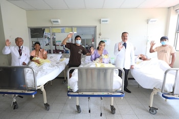 Autoridades del sector Salud, representantes