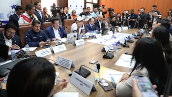 Solicitado a declarar o prêmio 5G prejudicial após leilão de 60 MHz na Guatemala (foto cortesia do Congresso)